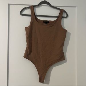 Banana Republic Brown/Mocha Square Scoop Neck Bodysuit Size Medium